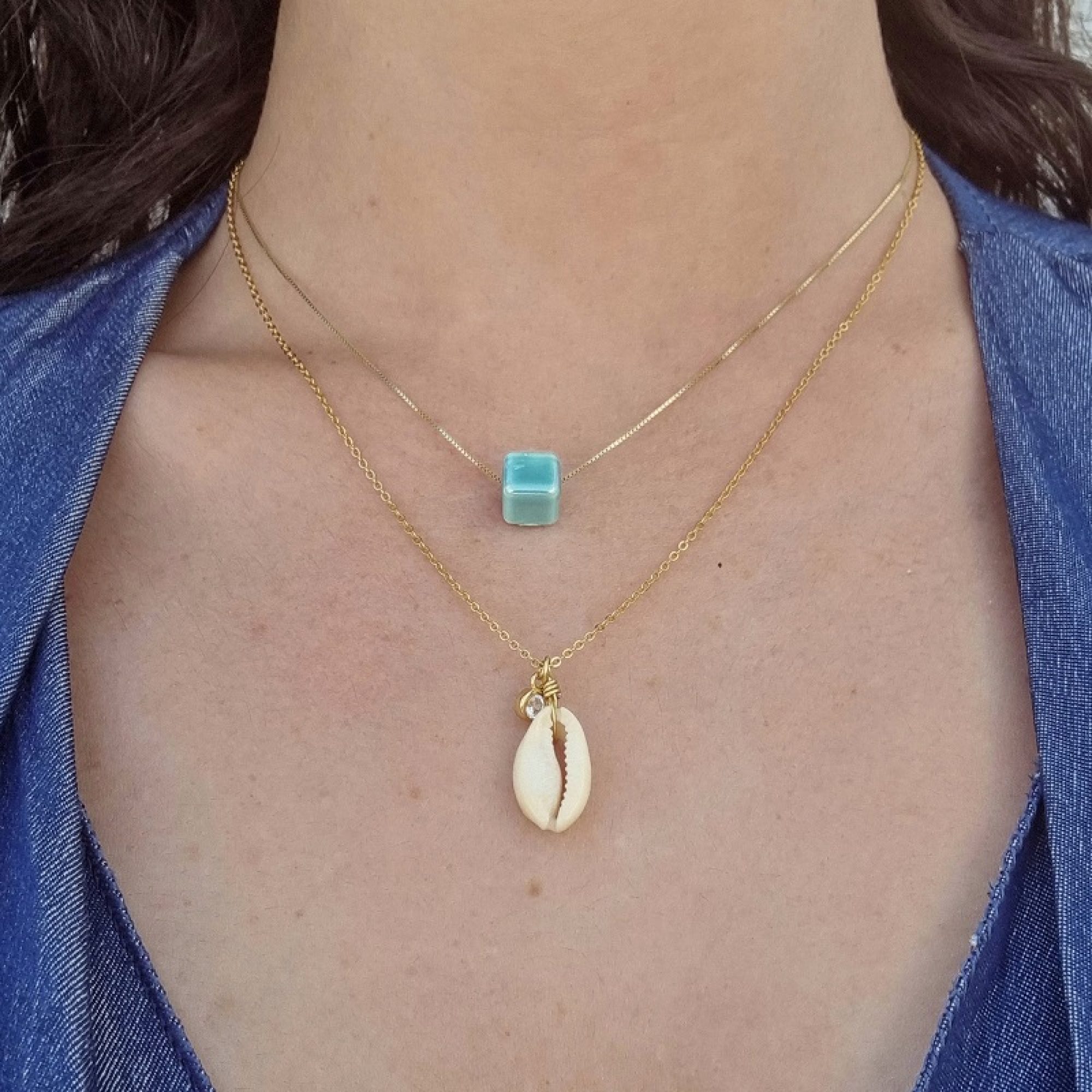 Κολιέ επίχρυσο με χάντρα οινοπνευματί