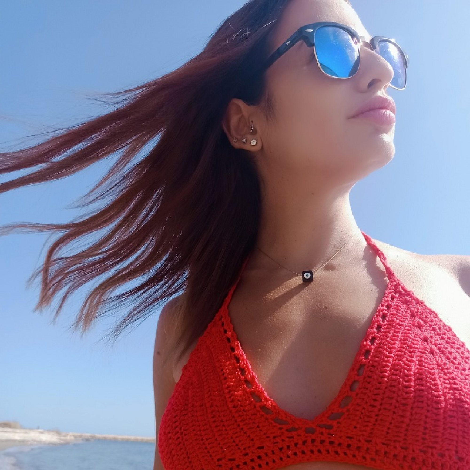 Κολιέ επίχρυσο με μαύρη χάντρα μάτι 