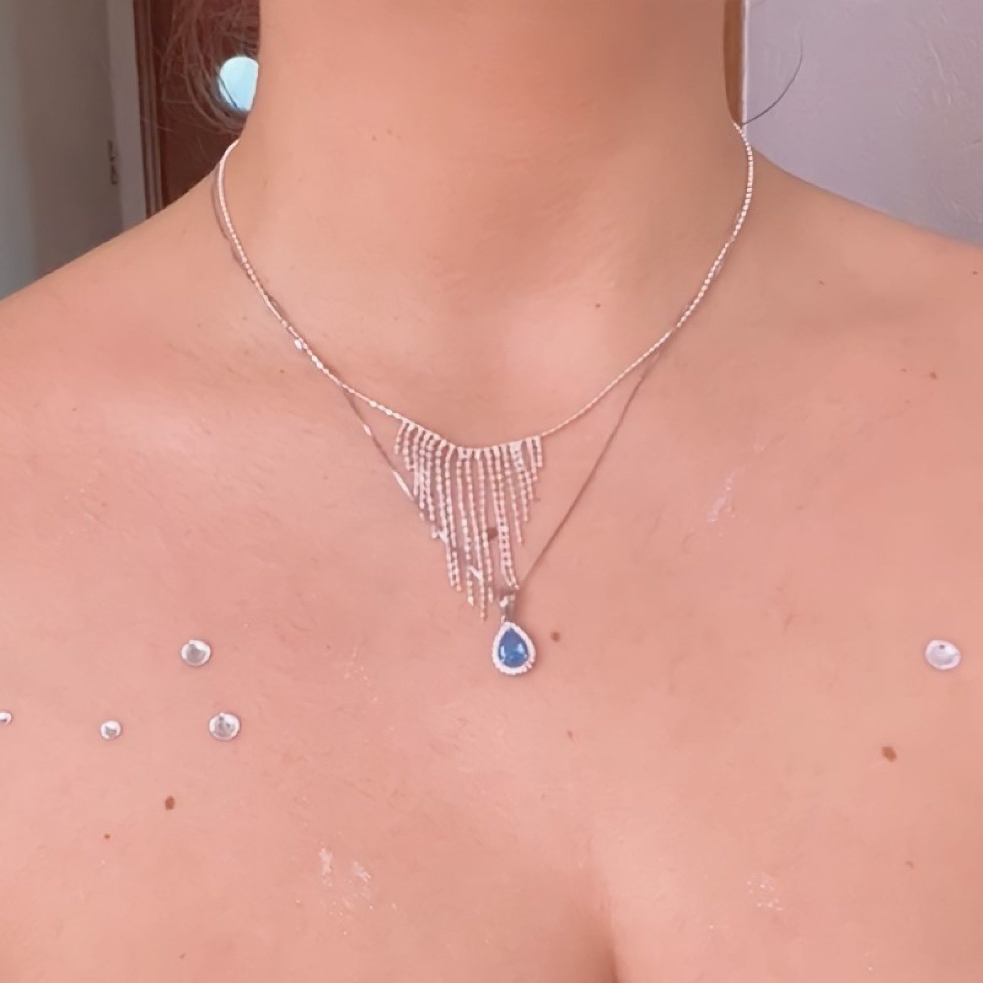 Αλυσιδωτό κολιέ