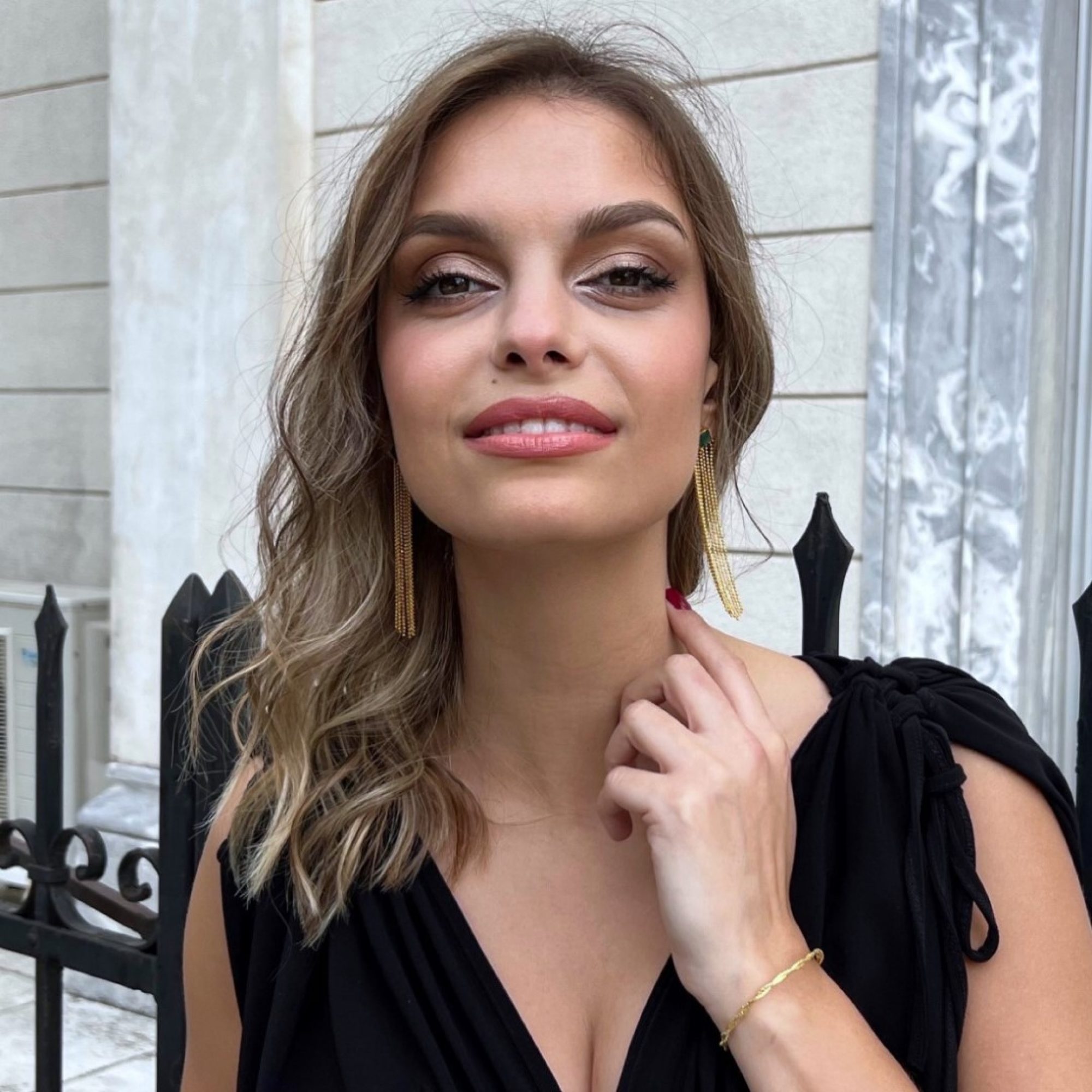 Gold plated earrings with emerald stones