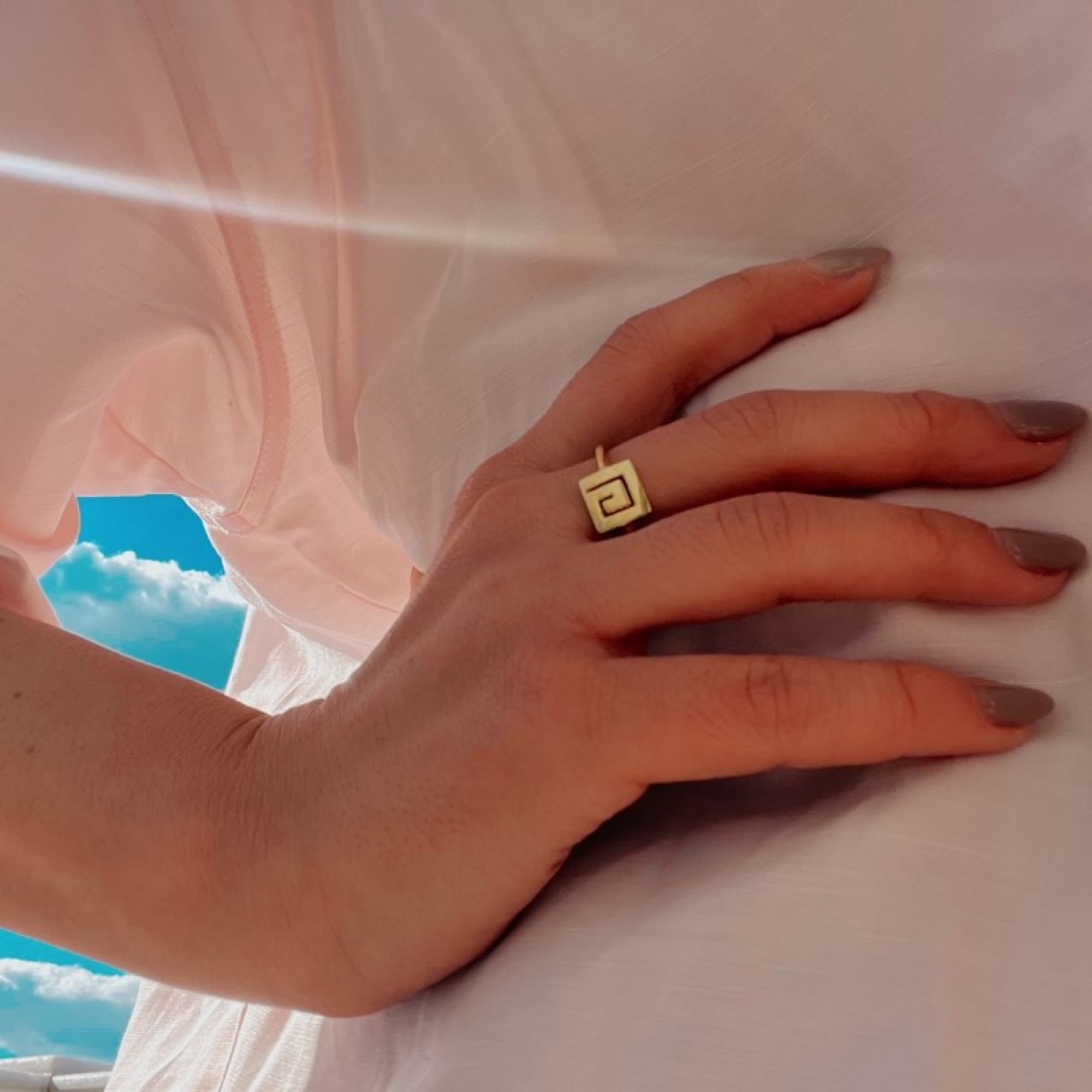 wear it like @evannazou