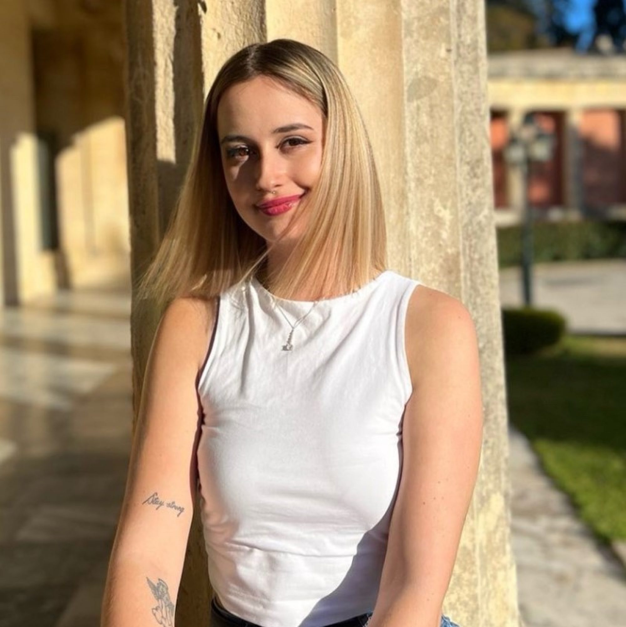 Κολιέ με πέτρα ζιργκόν και μαργαριτάρια