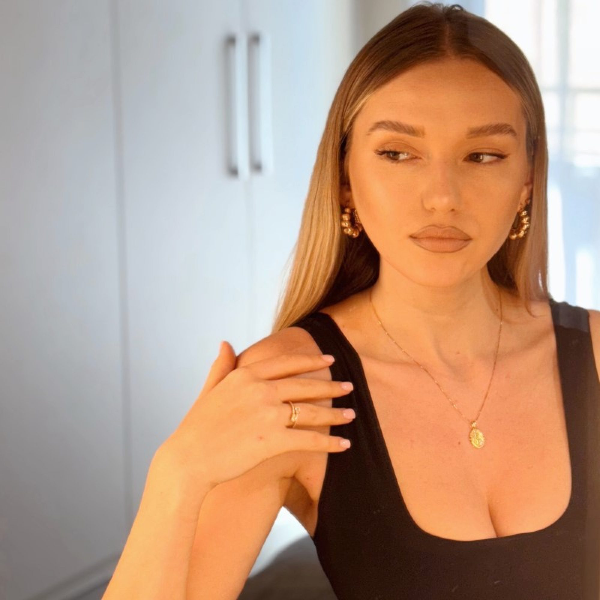 Gold plated ring with zircon stones