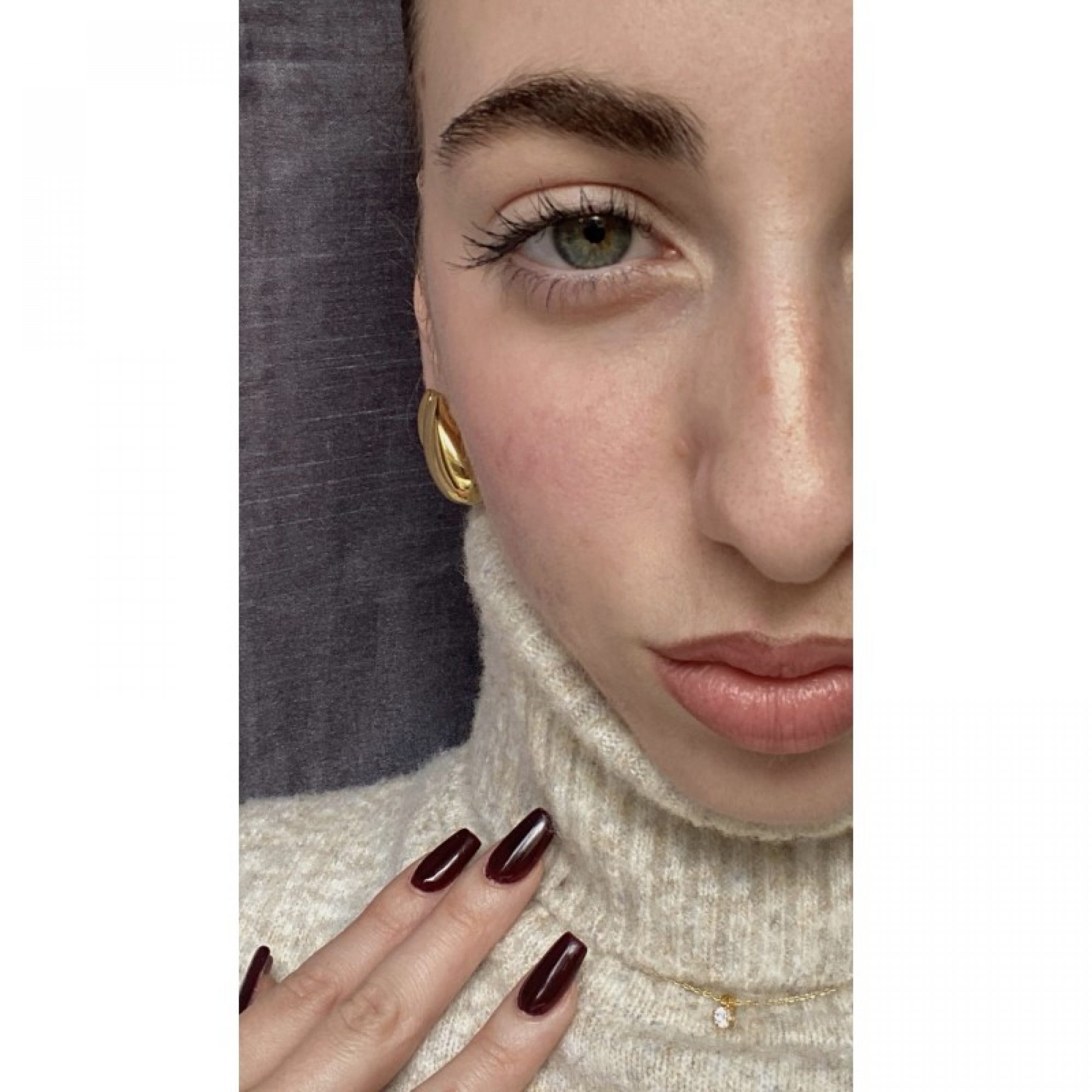 Gold plated single zircon necklace