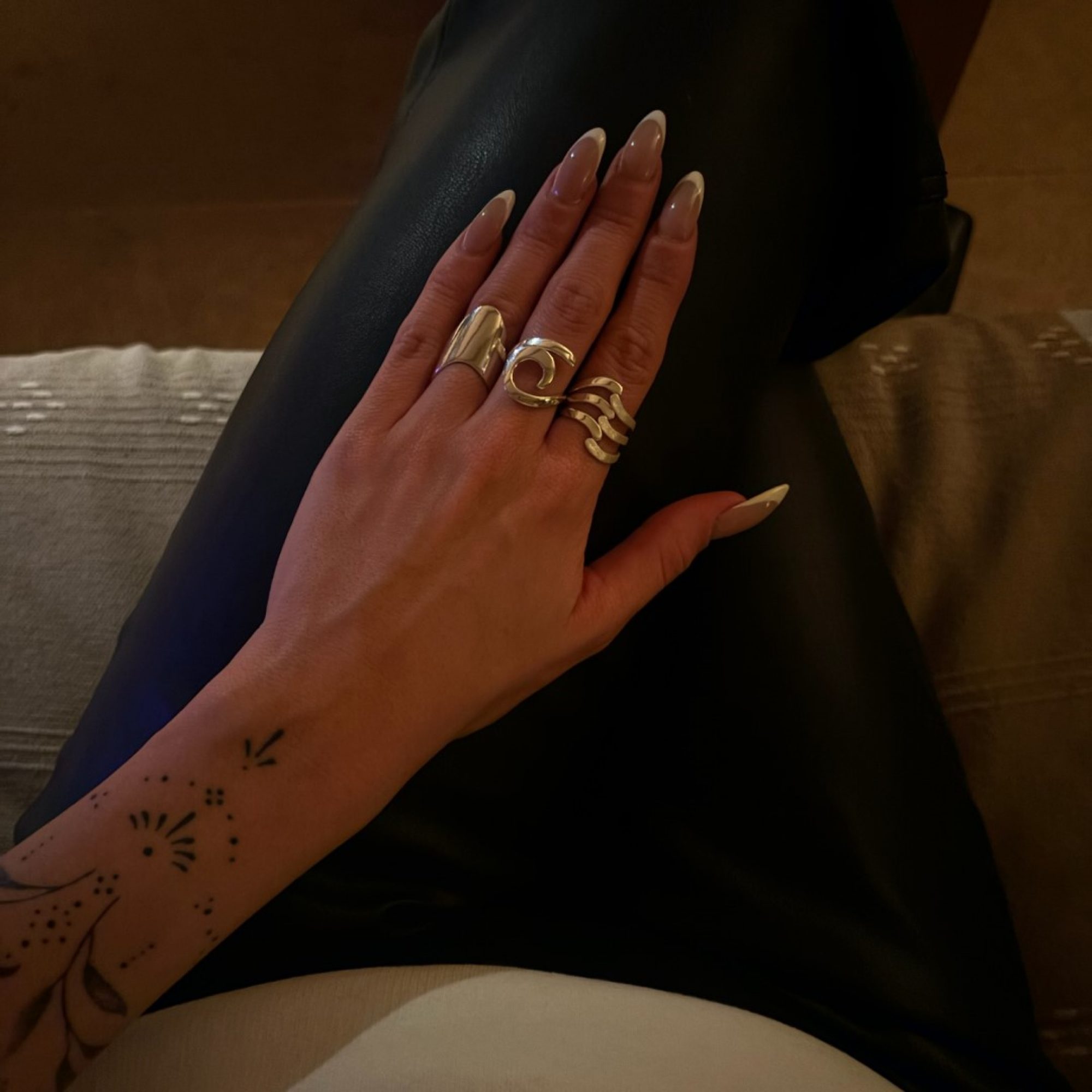 Silver polished-mat ring