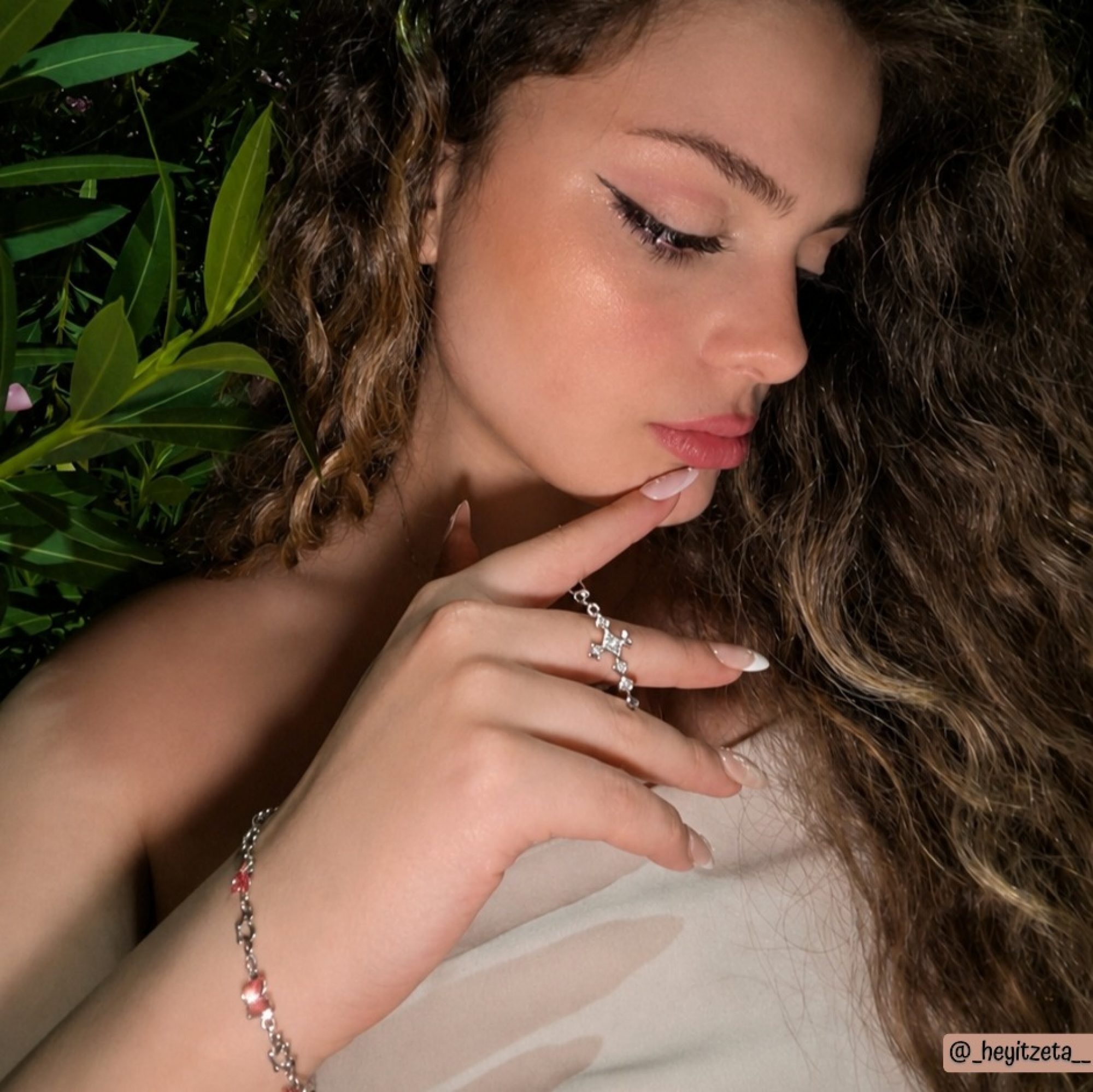Cross necklace with zircon stones