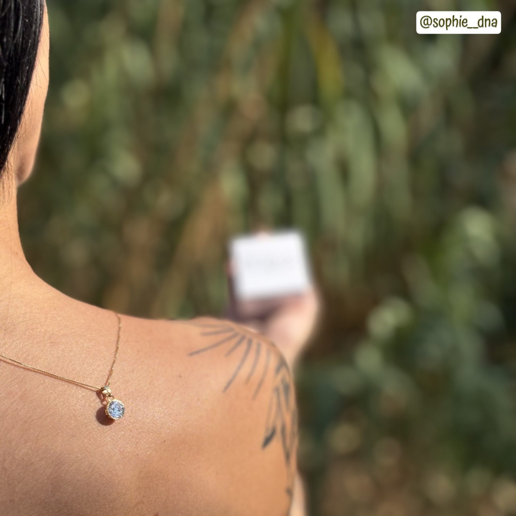 Gold plated single zircon necklace