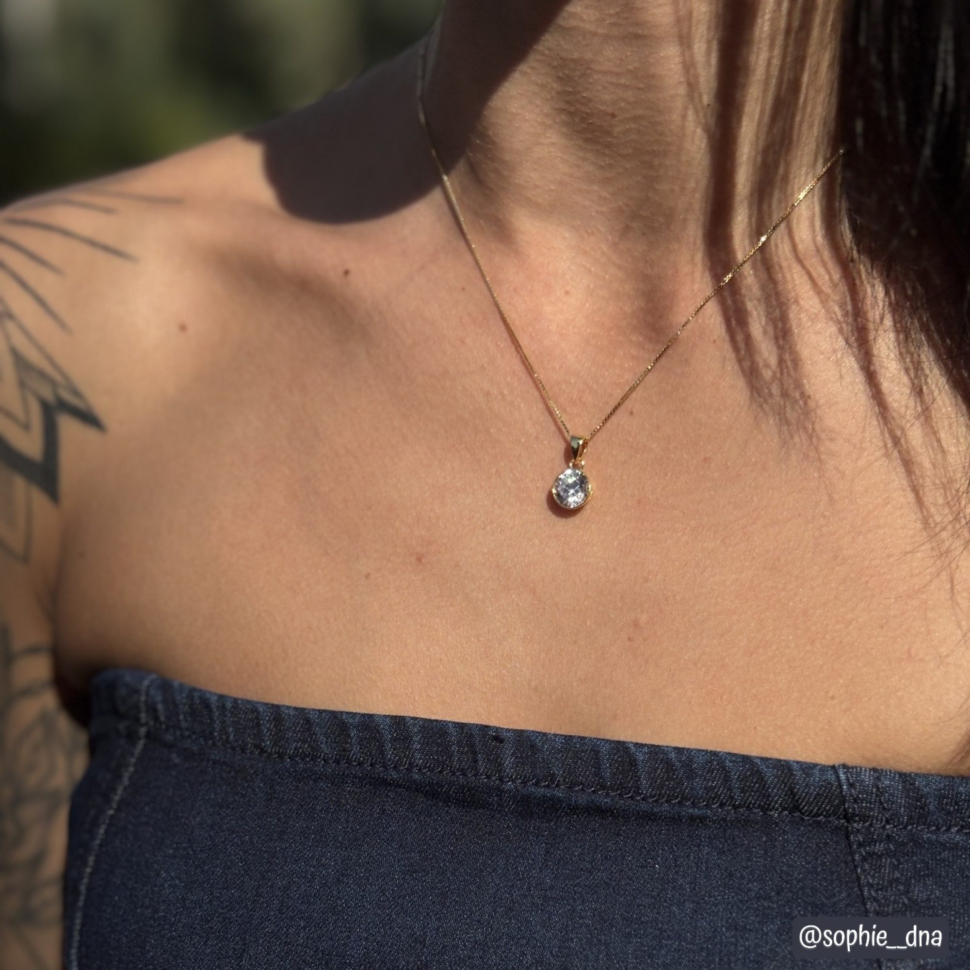 Gold plated single zircon necklace