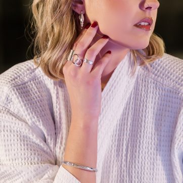 Silver polished ring