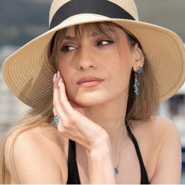Καρφωτά σκουλαρίκια μαίανδρος με πέτρες όπαλ