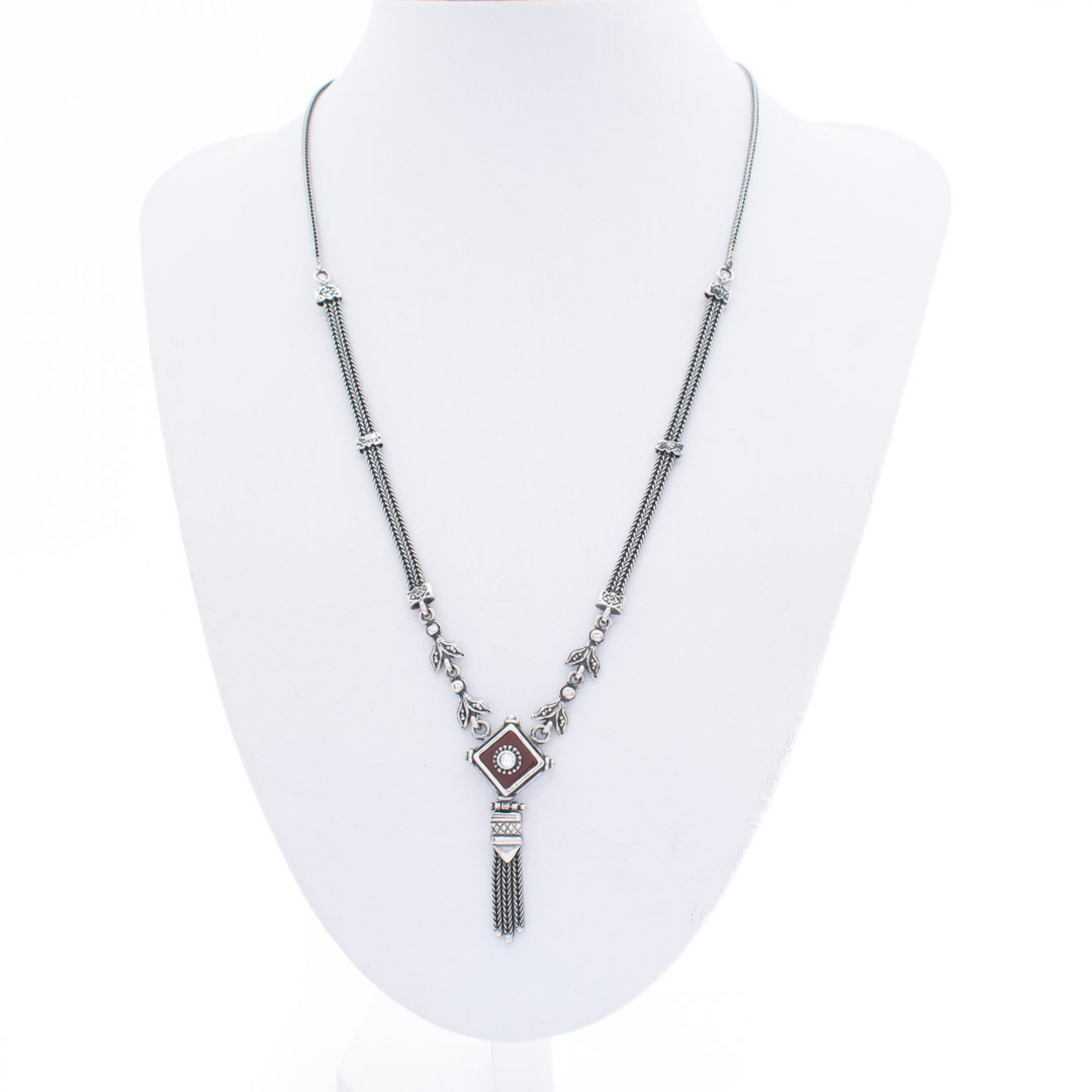 Oxidised necklace with carnelian and zircon stones