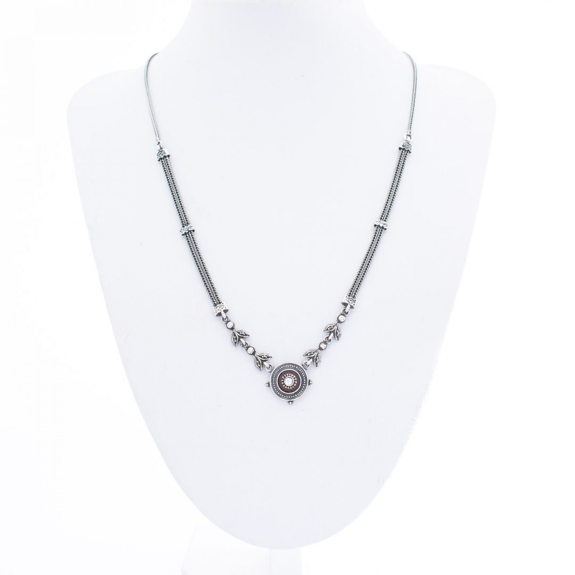 Oxidised necklace with carnelian and zircon stones