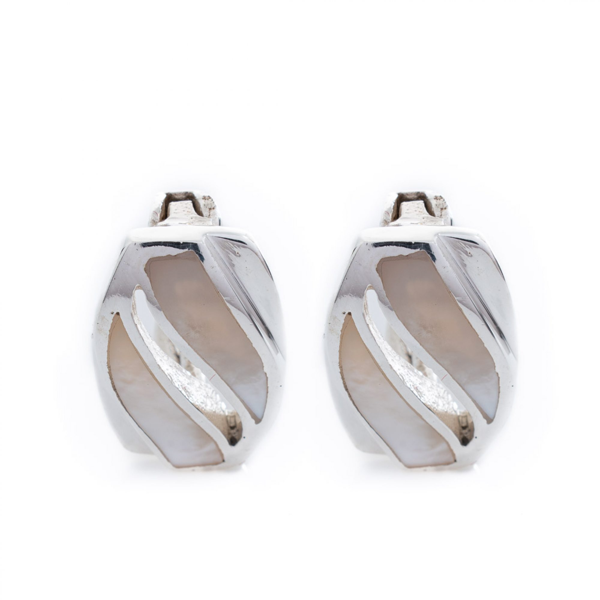 Silver stud earrings with mother of pearl