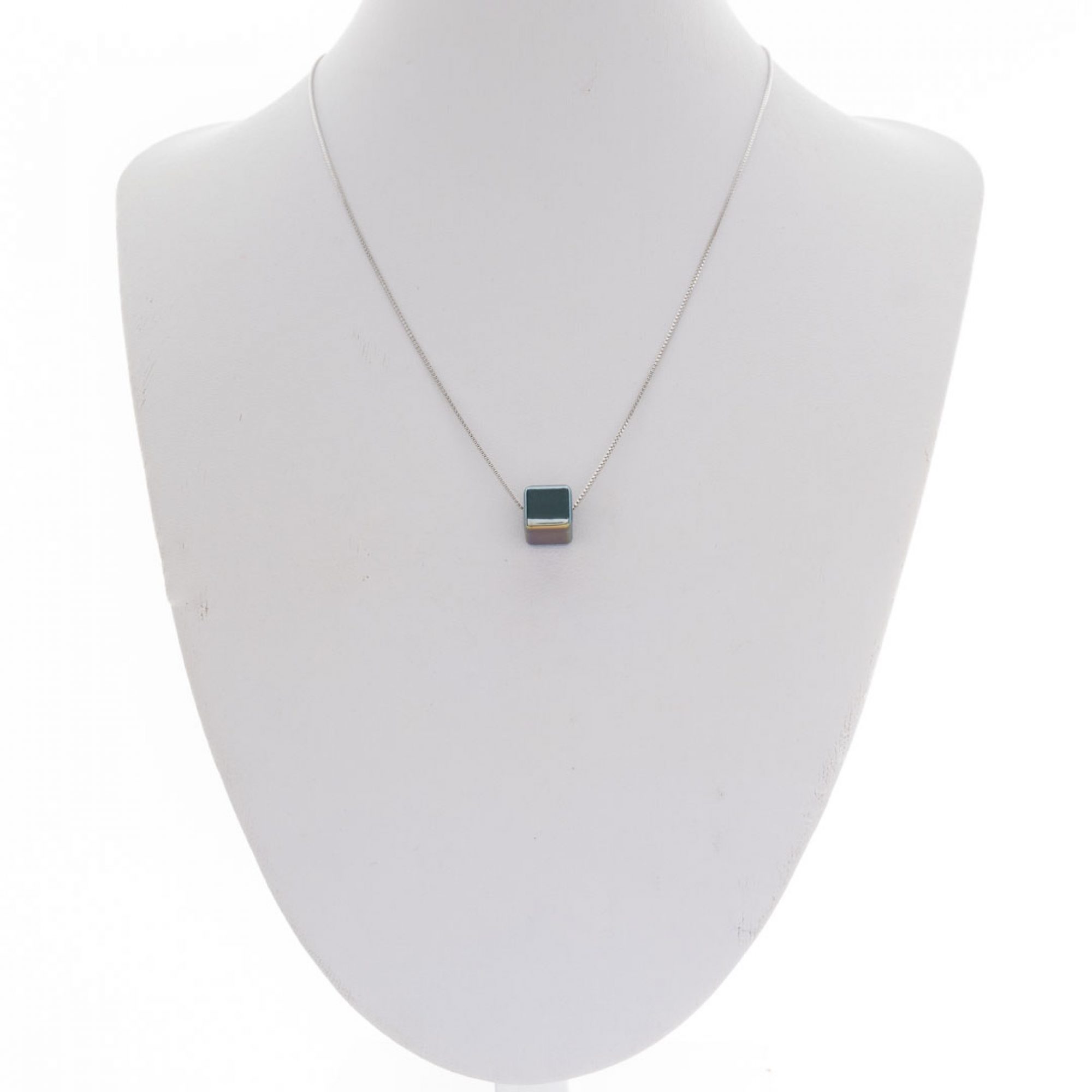 Forest green bead necklace