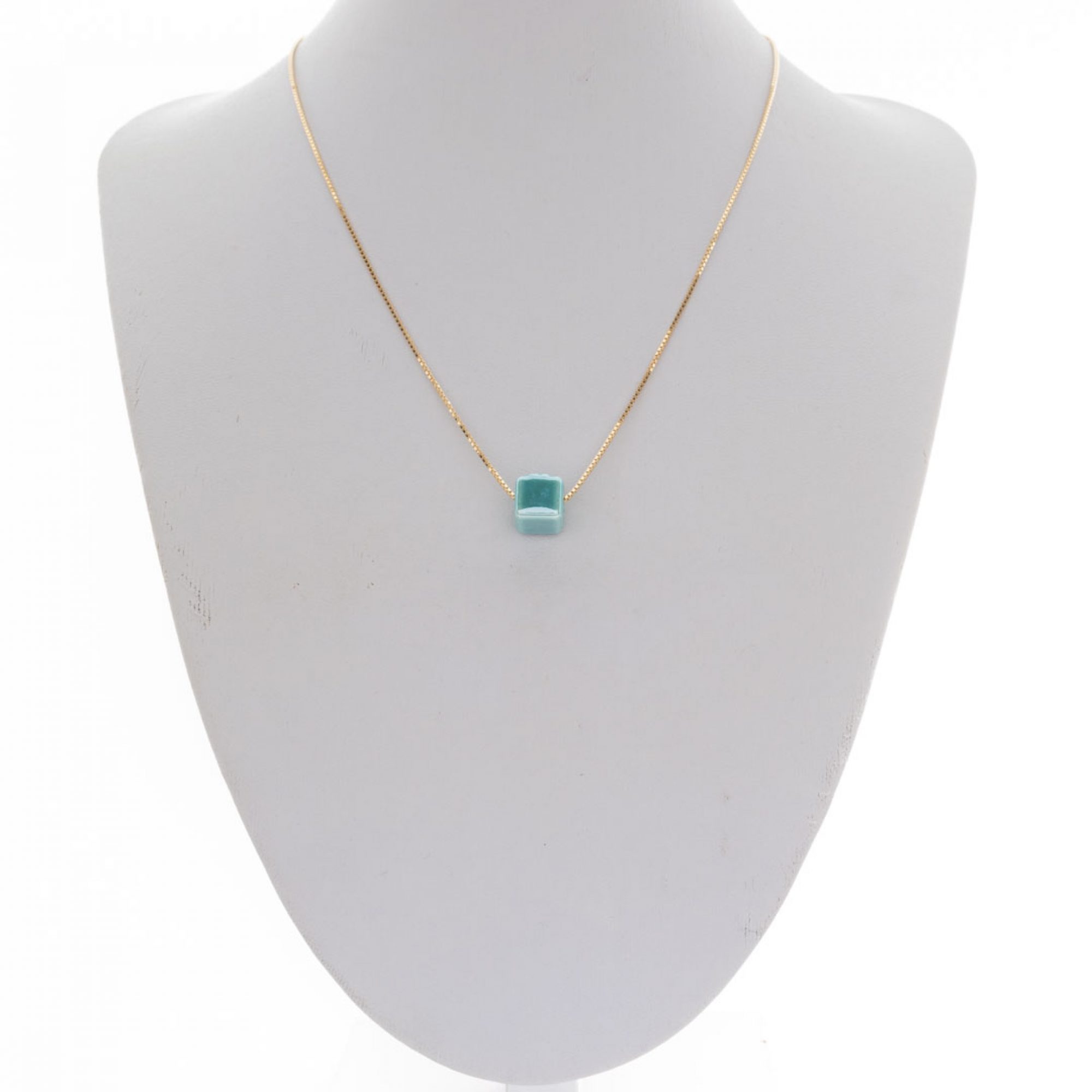 Κολιέ επίχρυσο με χάντρα οινοπνευματί