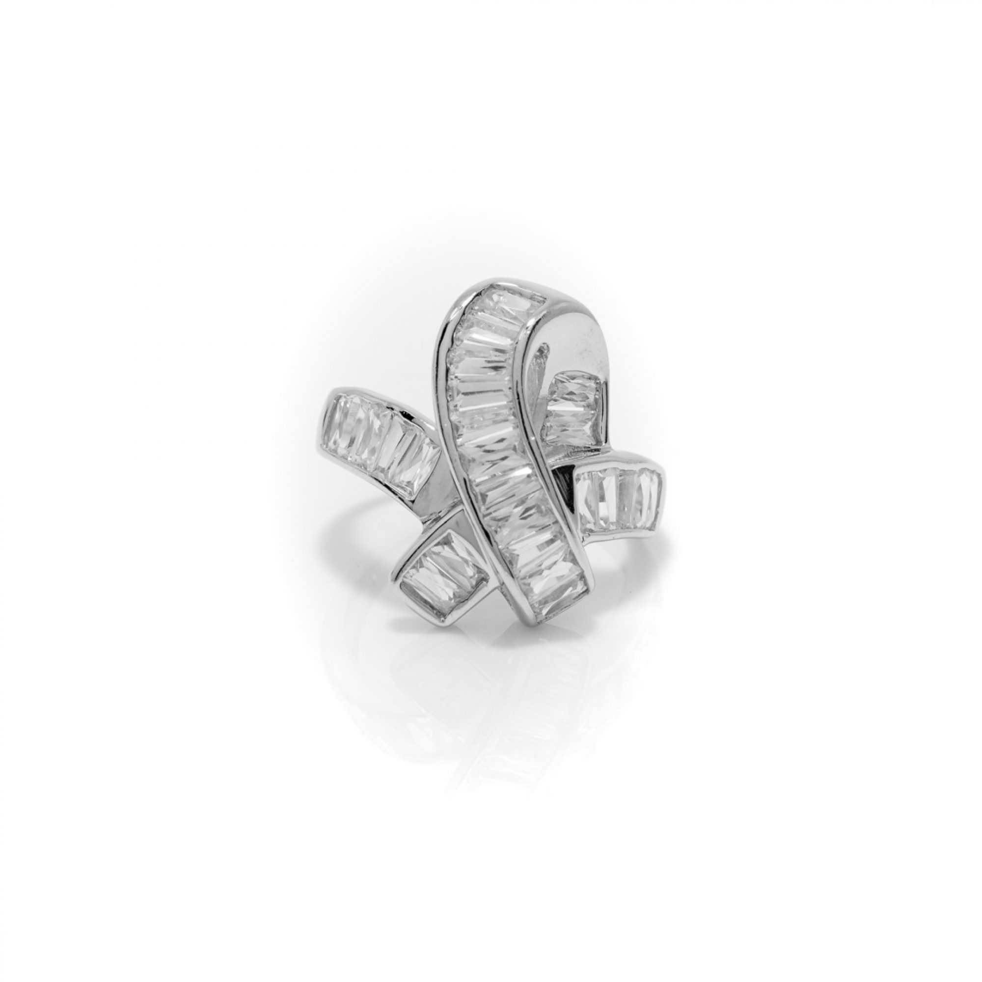 Ring with zircon stones