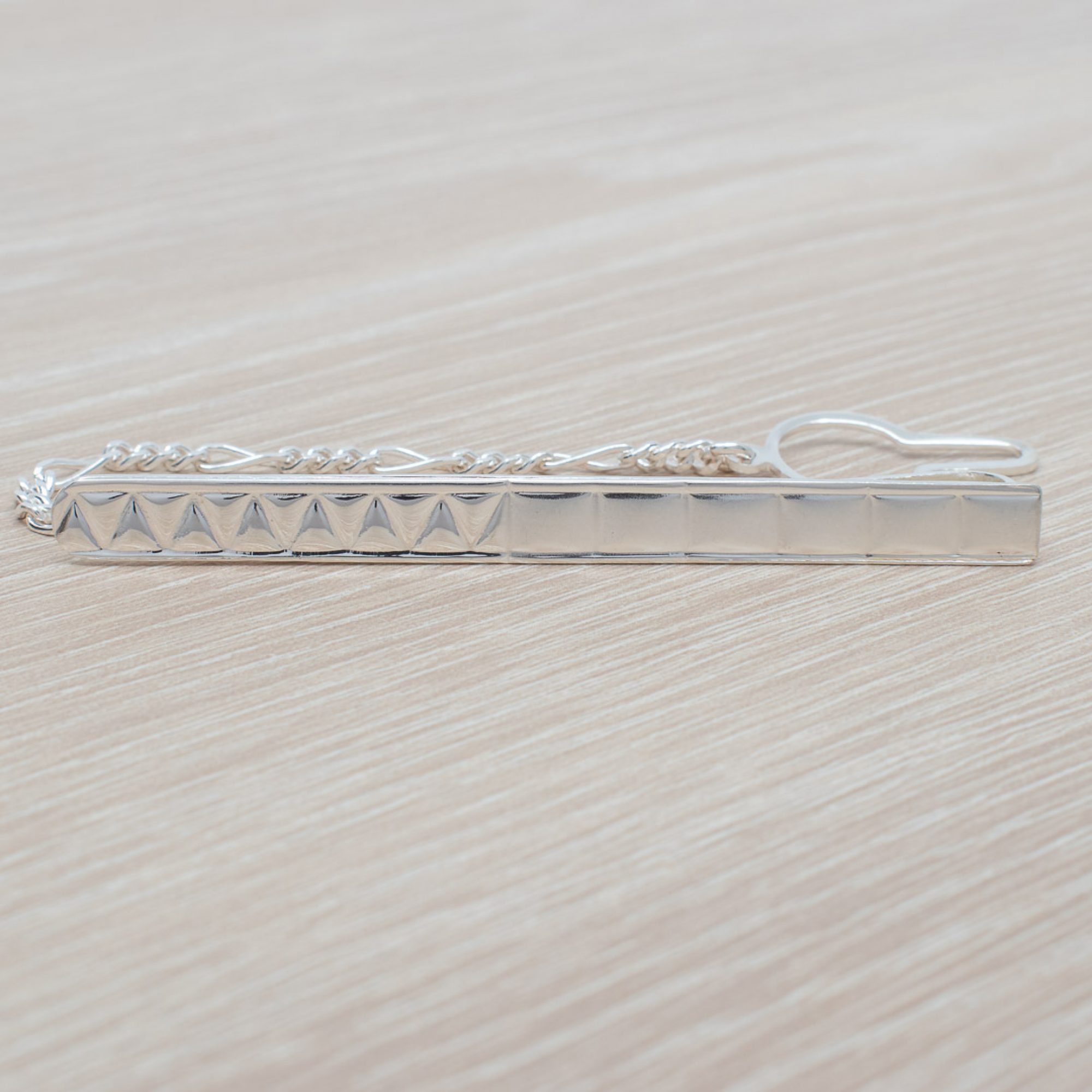 Κλιπ γραβάτας με αλυσίδα