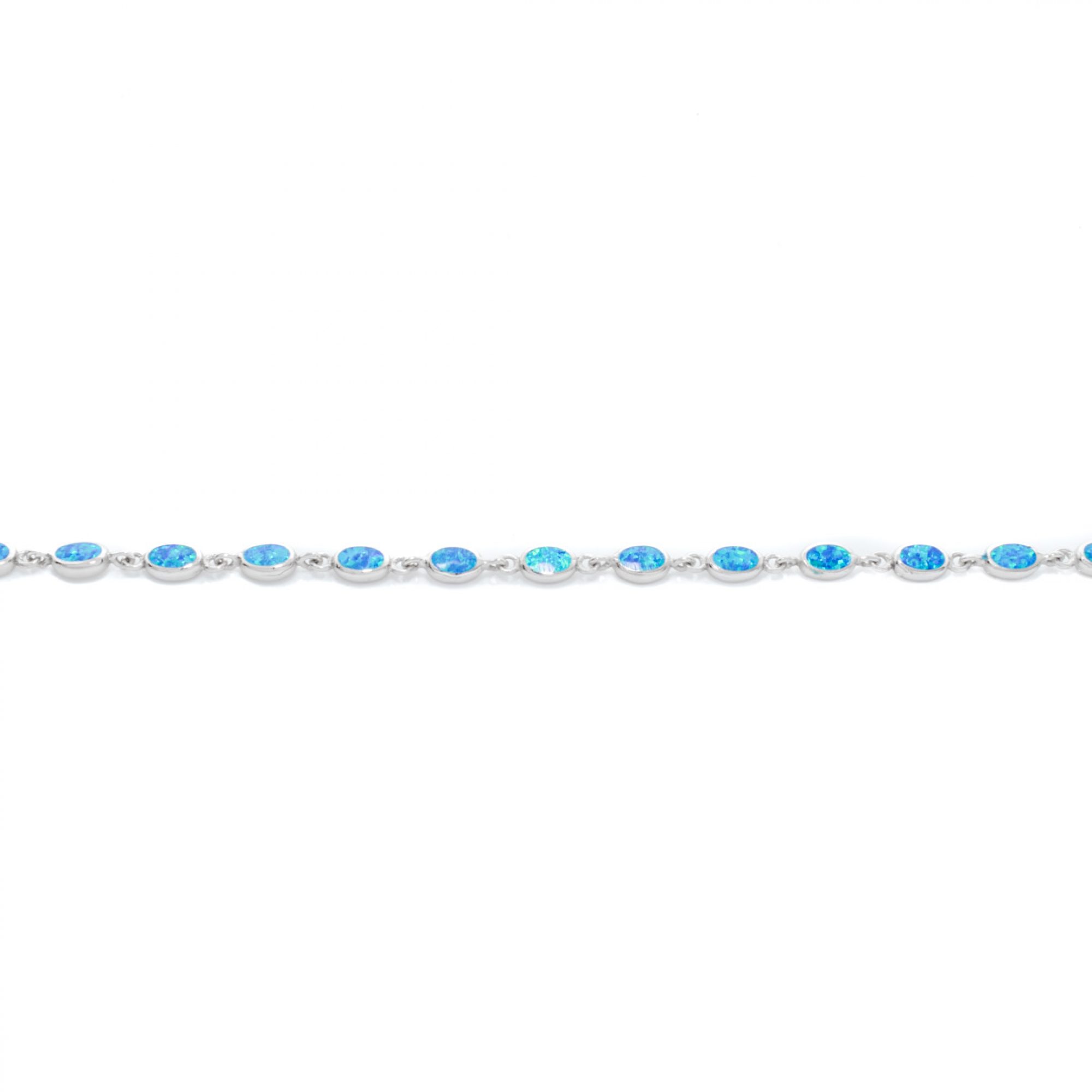 Bracelet with opal stones