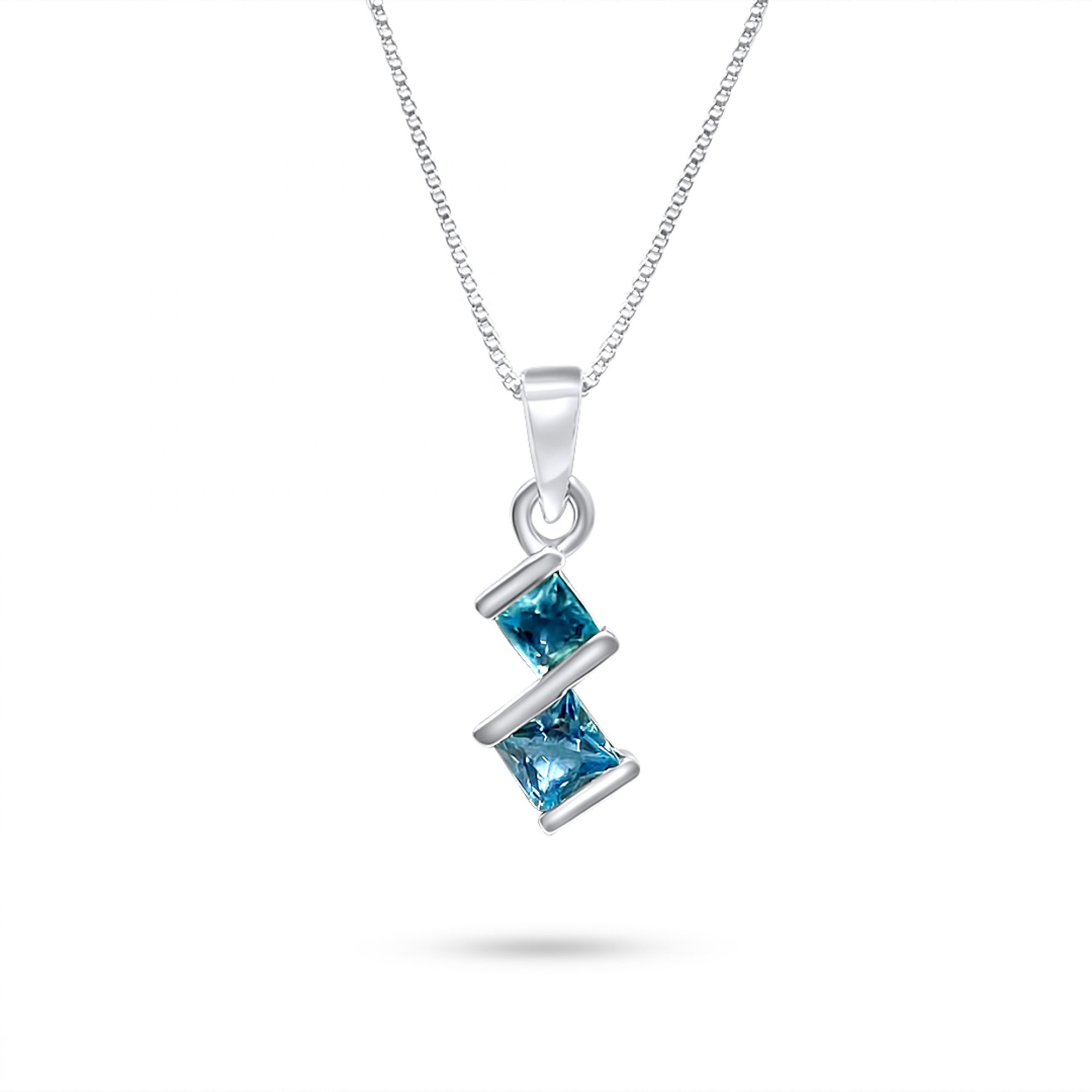 Necklace with aquamarine stones