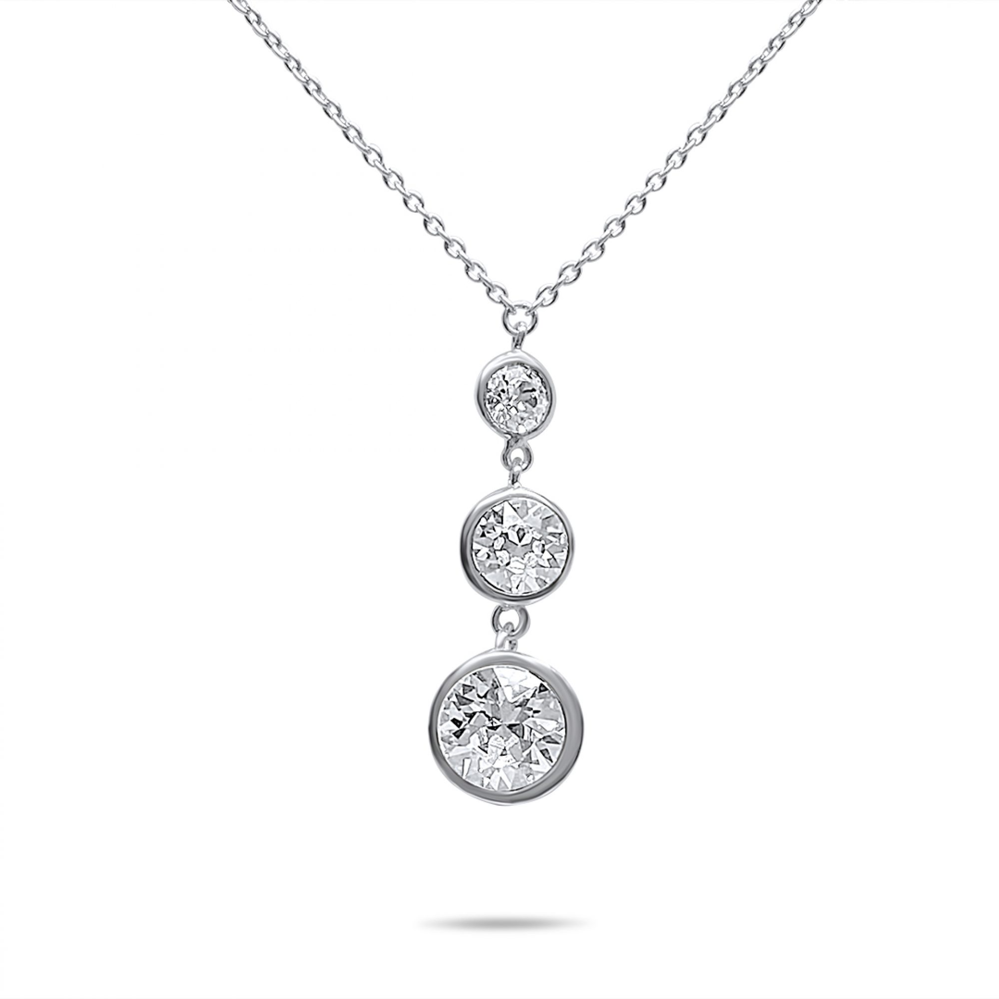 Necklace with zircon stones