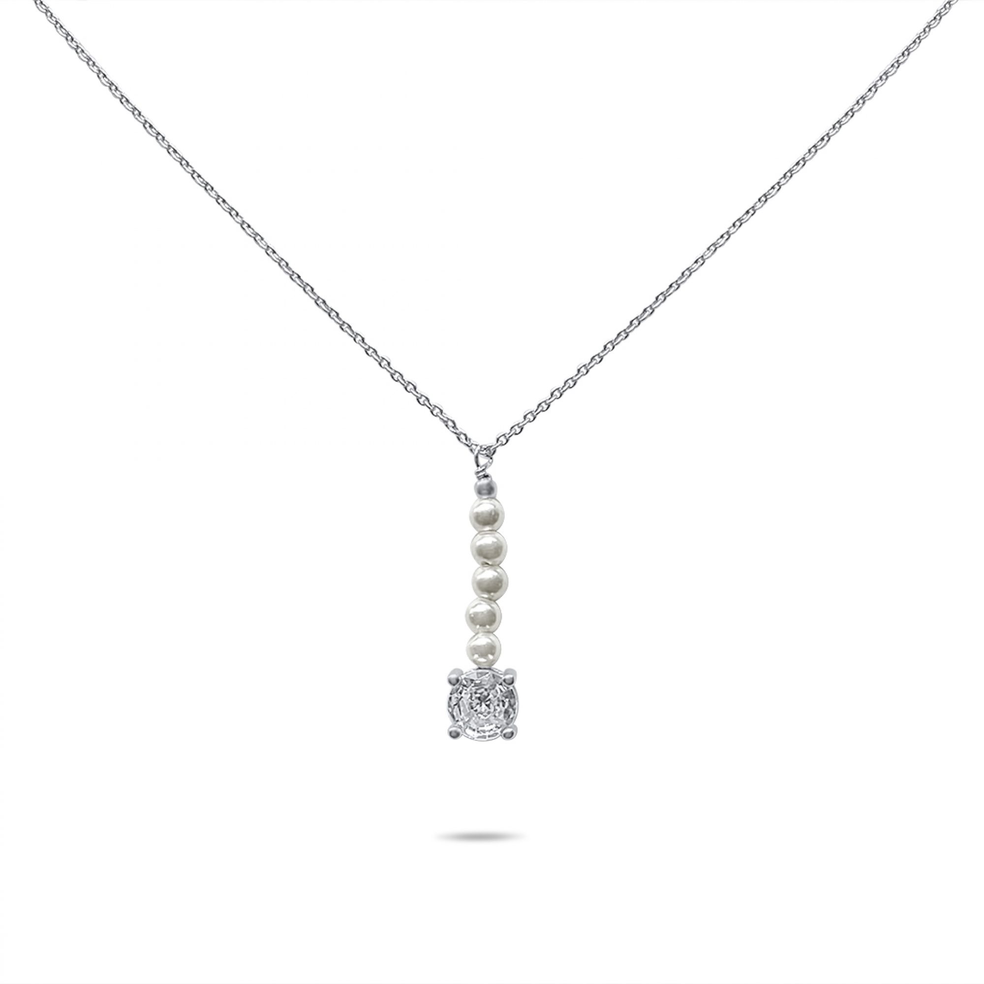 Necklace with zircon stones and pearls