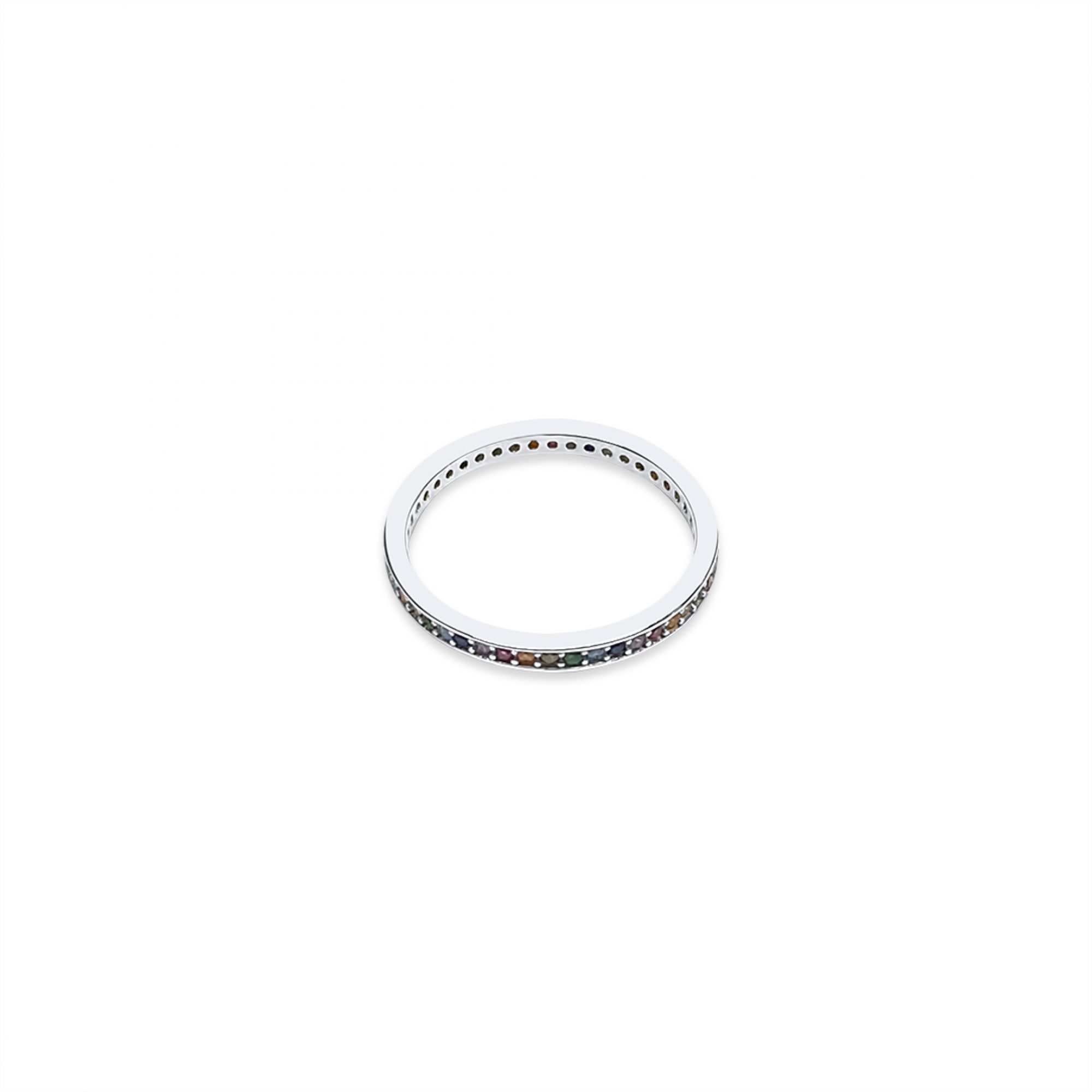 Ring with zircon stones