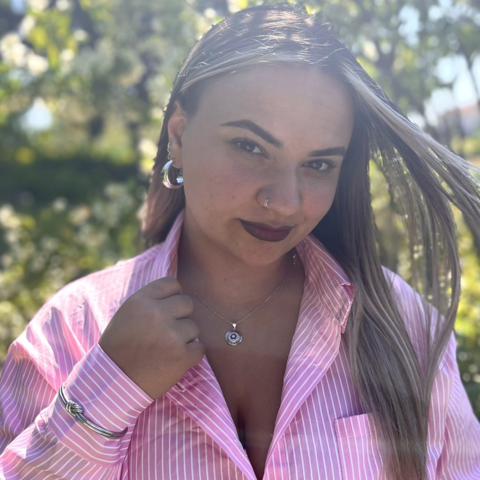 wear it like @_elenaki_sou_