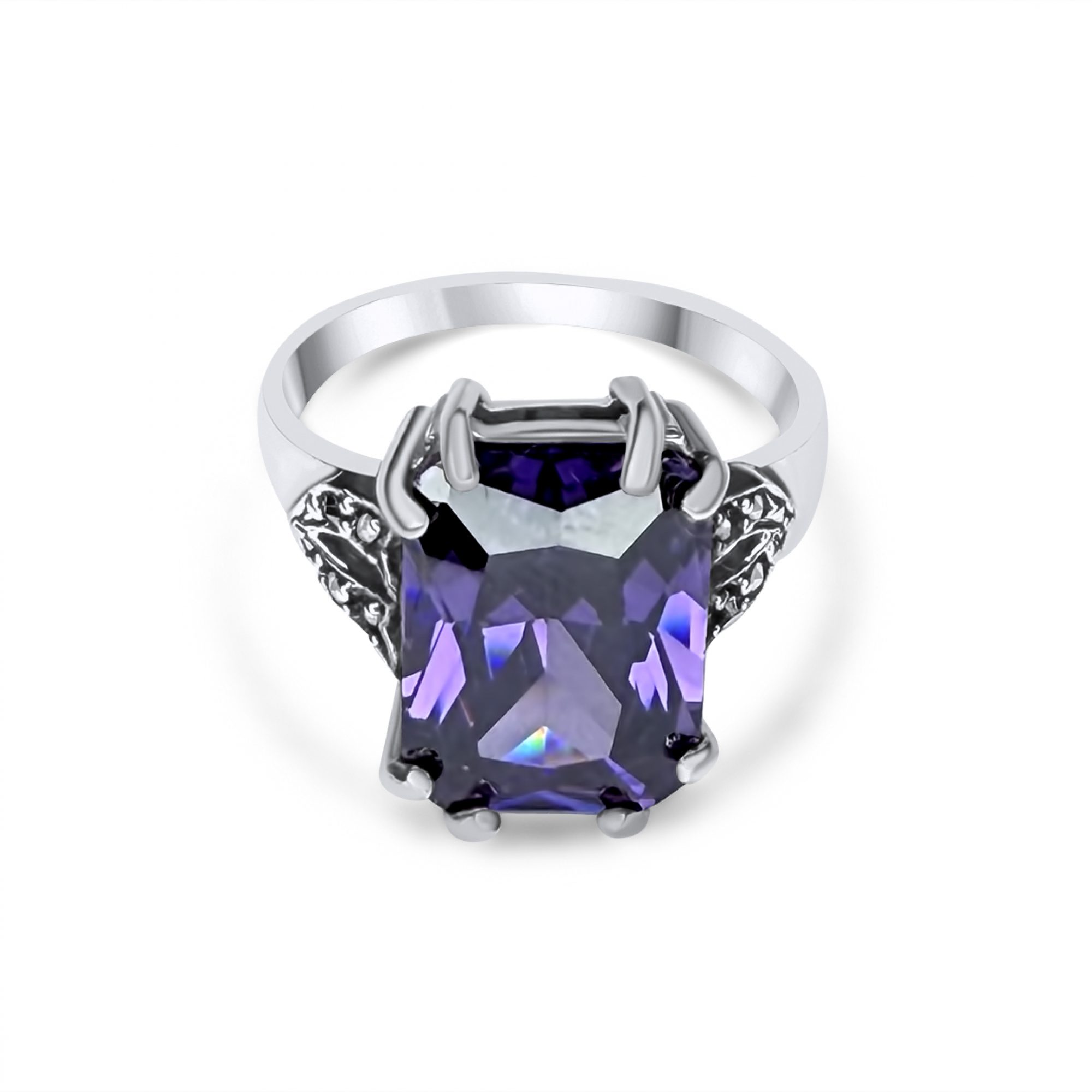 Ring with amethyst stone and marcasites