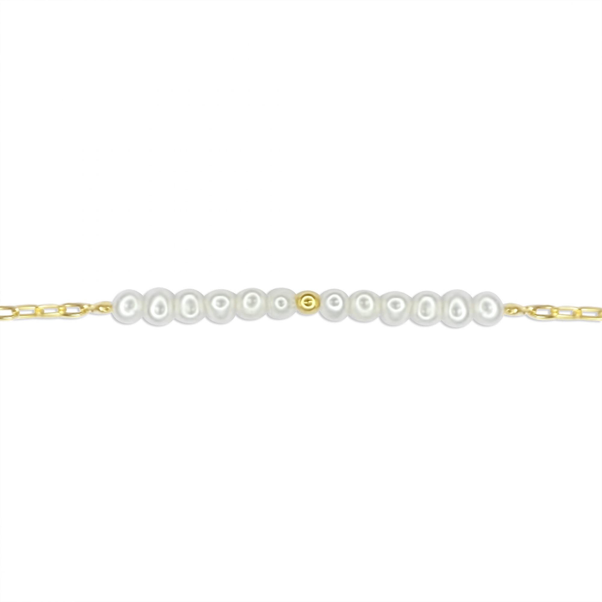 Gold plated bracelet with pearls