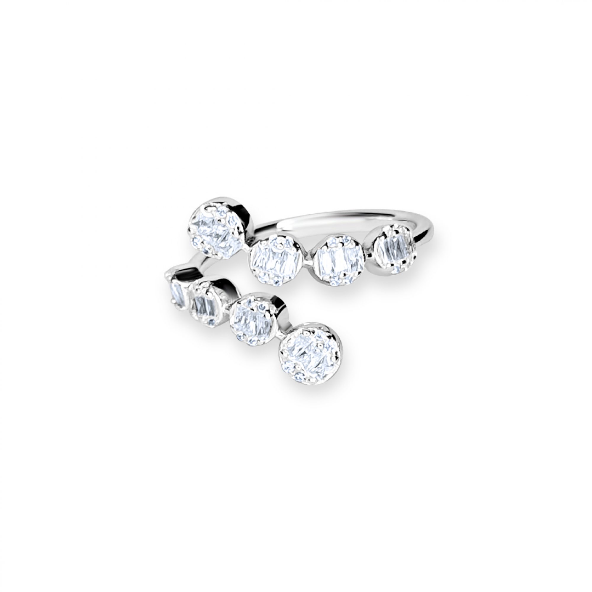 Ring with zircon stones
