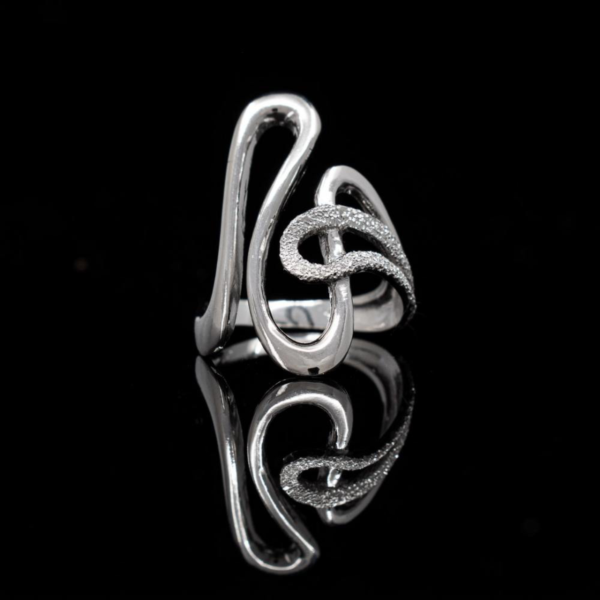 Χειροποίητο limited edition δαχτυλίδι