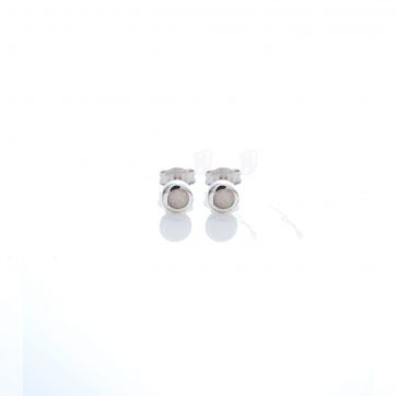 petsios Stud earrings with white opal