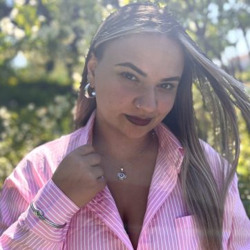 petsios wear it like @_elenaki_sou_