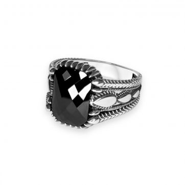 petsios Silver ring with zircon stone