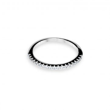petsios Ring with zircon stones