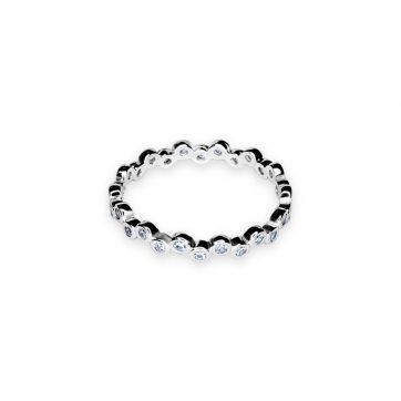 petsios Ring with zircon stones