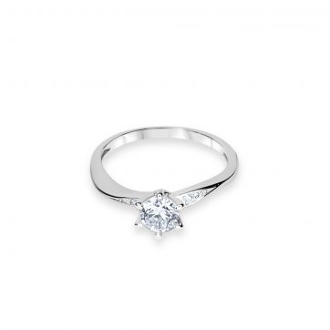 petsios Ring with zircon stones
